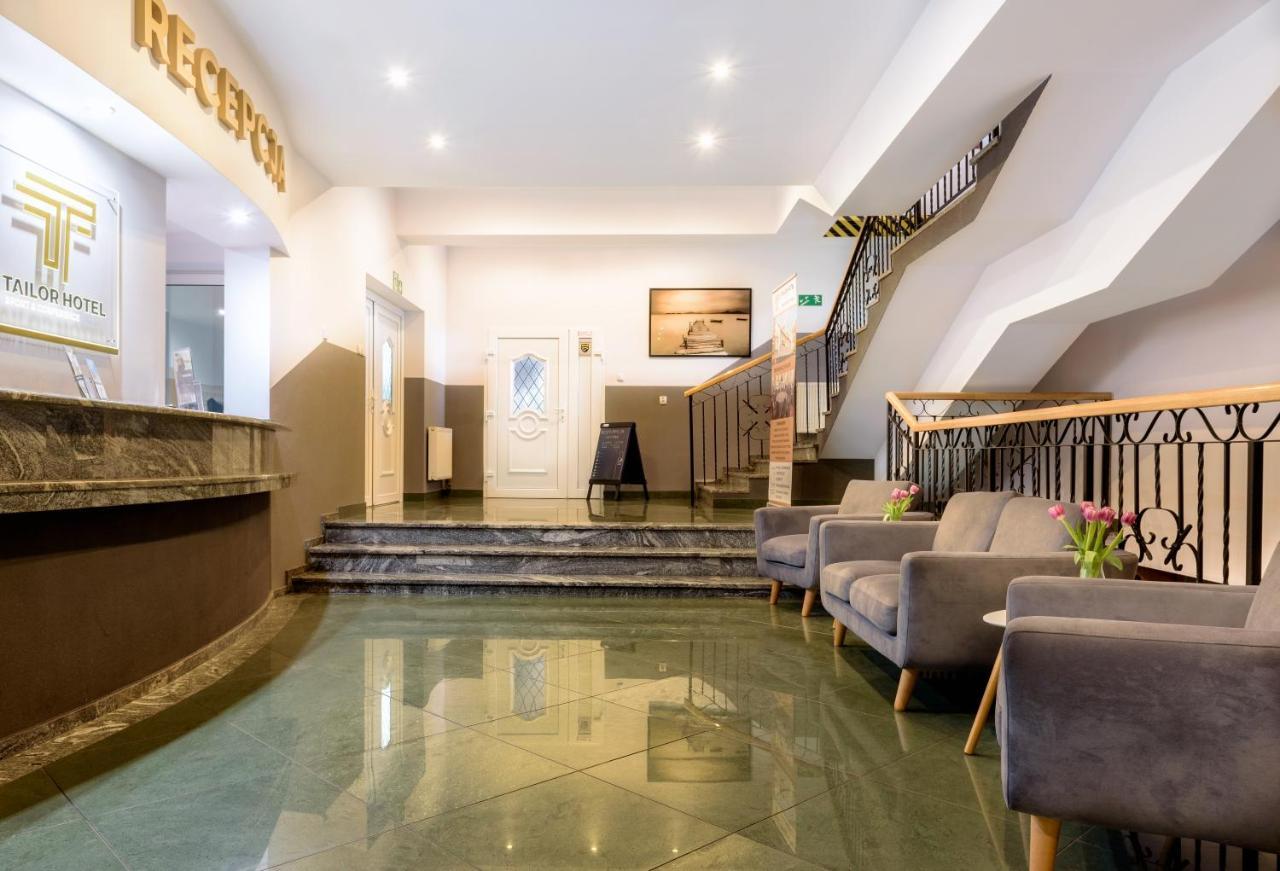 Tailor Hotel Sport & Conference Моронґ Екстер'єр фото