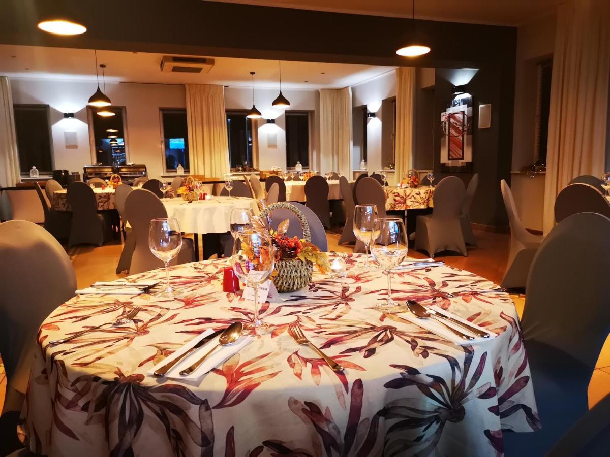 Tailor Hotel Sport & Conference Моронґ Екстер'єр фото