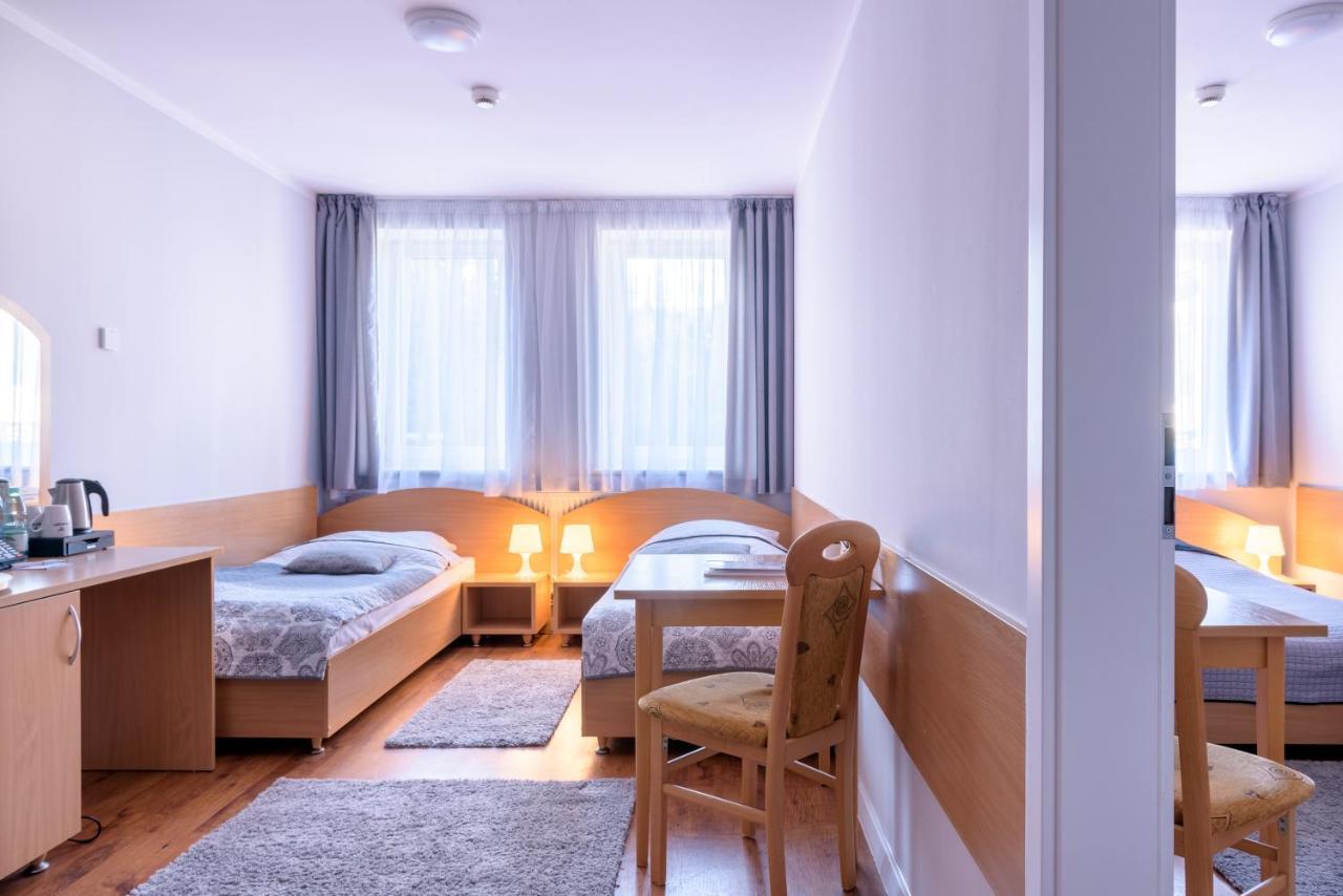 Tailor Hotel Sport & Conference Моронґ Екстер'єр фото
