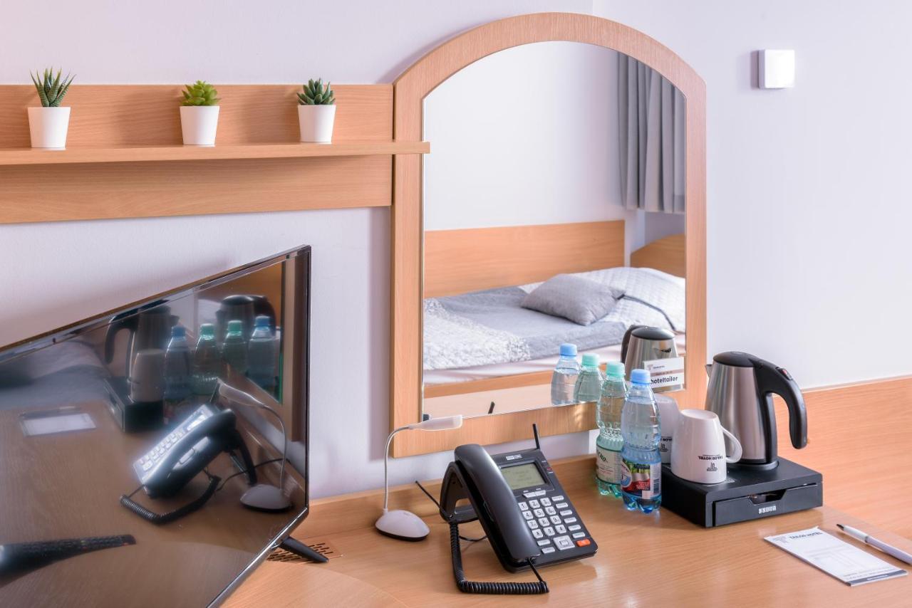 Tailor Hotel Sport & Conference Моронґ Екстер'єр фото