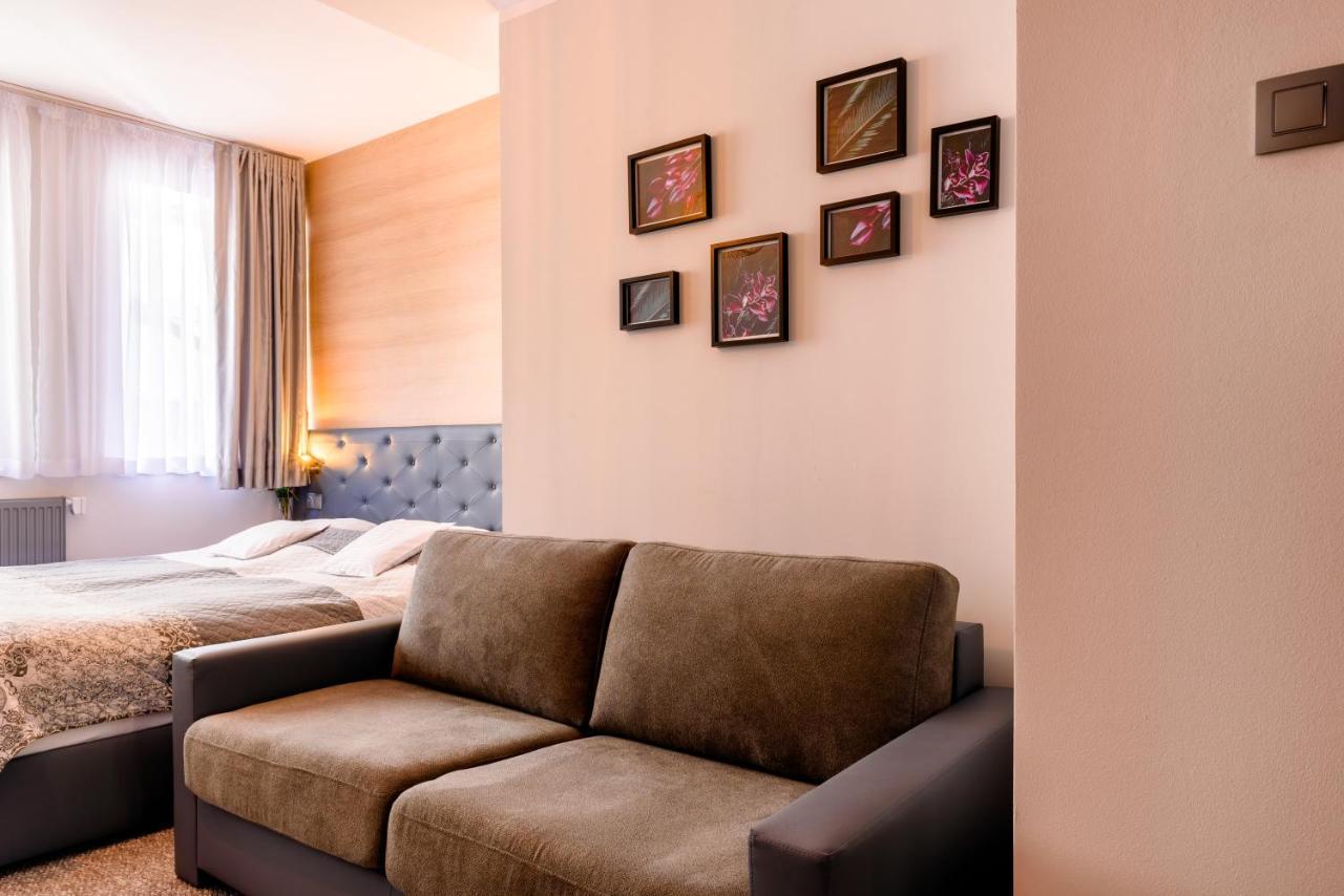 Tailor Hotel Sport & Conference Моронґ Екстер'єр фото